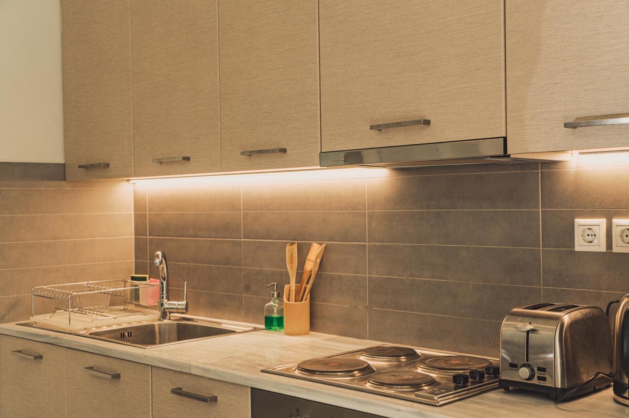 Tsakalof Loft Apartment By Superhost Hub Атина Екстериор снимка